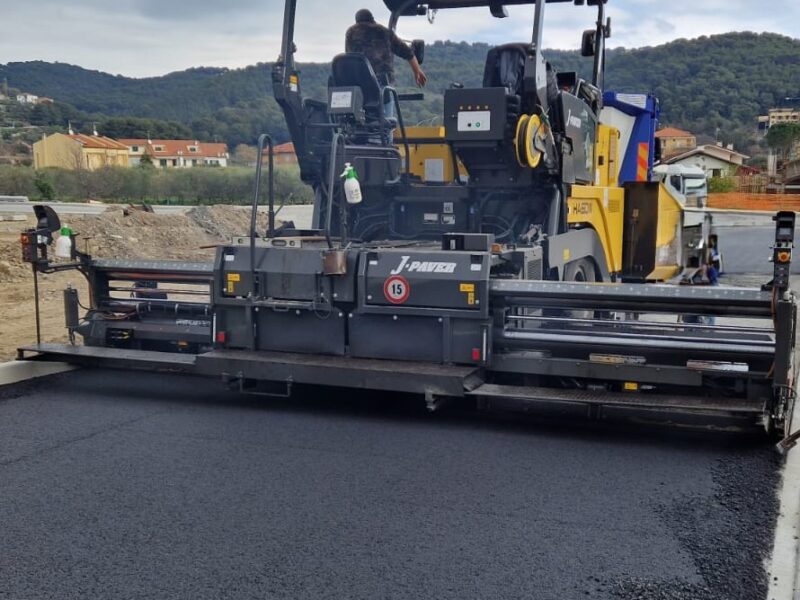 Construction du rond-point sportif d'Andora