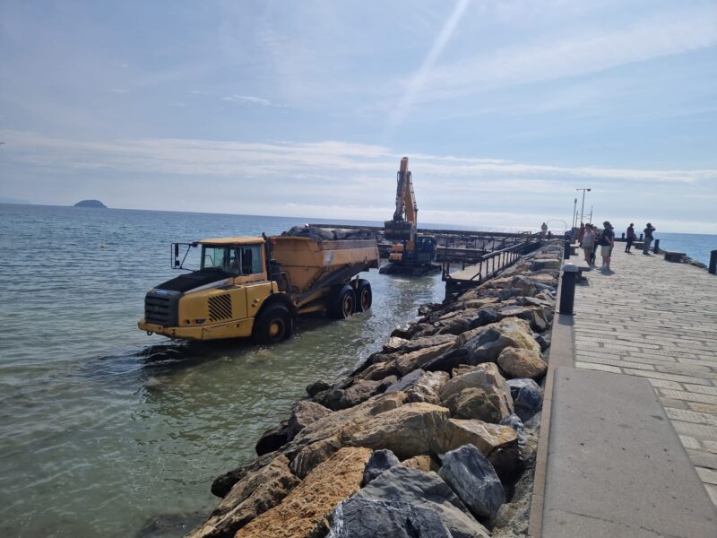 Rechargement de plage Laigueglia 2024 (5)