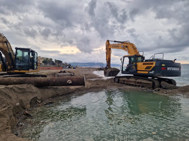 Rechargement de plage Laigueglia 2024 (6)