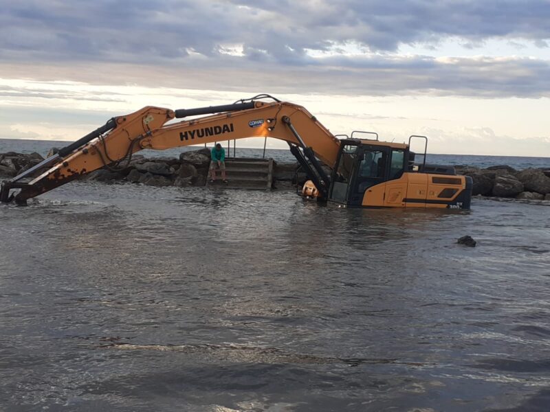 Rechargement de plage Laigueglia 2024 (7)
