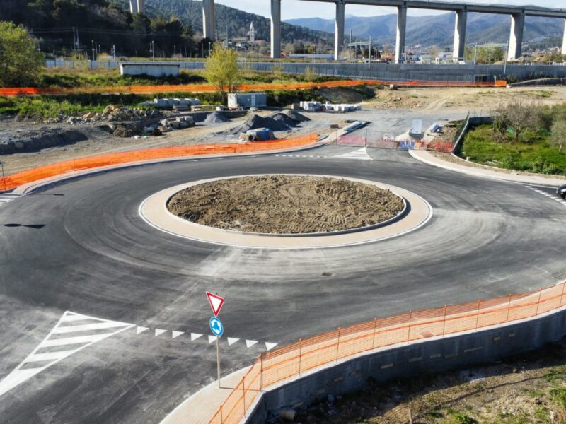Rond-point de la zone ferroviaire d'Andora