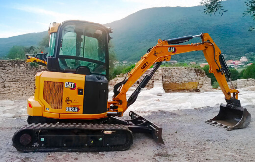 CAT 303 5
